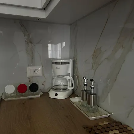 Veya Apartment *