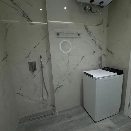 Veya Apartment Sarande